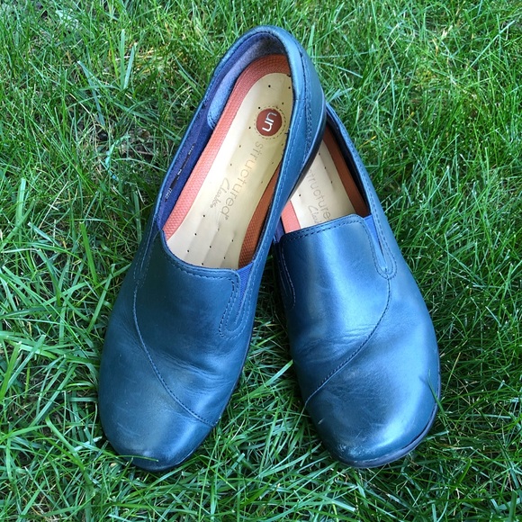 Clarks Shoes Clarks Unstructured Pump Slip On Shoes Poshmark